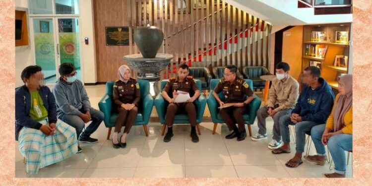 PENYELESAIAN PERKARA BERDASARKAN KEADILAN RESTORATIF