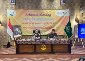 MONITORING DAN EVALUASI KINERJA BIDANG PEMBINAAN OLEH ASISTEN BIDANG PEMBINAAN KEJAKSAAN TINGGI JAWA TIMUR DI KEJAKSAAN NEGERI BANGKALAN