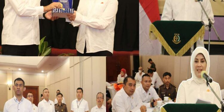 SUPERVISI DAN BIMBINGAN TEKNIS PENYELESAIAN UANG PENGGANTI BERDASARKAN UU NO. 3 TAHUN 1971 PADA WILAYAH KEJAKSAAN TINGGI JAWA TIMUR