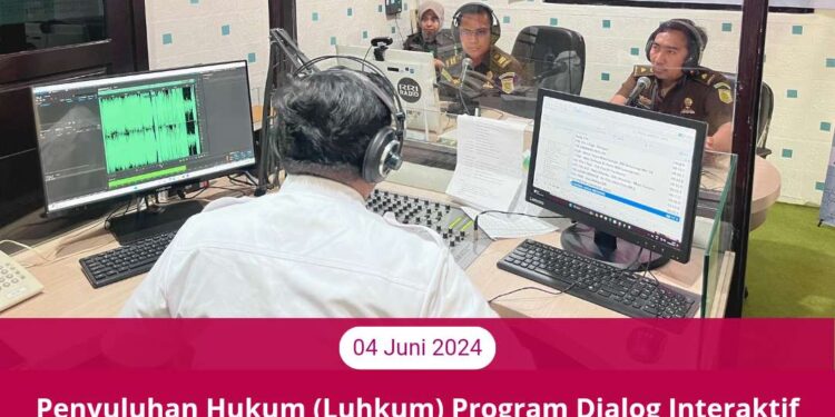 PENYULUHAN HUKUM (LUHKUM) PROGRAM DIALOG INTERAKTIF JAKSA MENYAPA DENGAN TOPIK “PERAN KEJAKSAAN DALAM PILKADA SERENTAK TAHUN 2024” OLEH KEJAKSAAN NEGERI BANGKALAN BEKERJA SAMA DENGAN LPP RRI SAMPANG