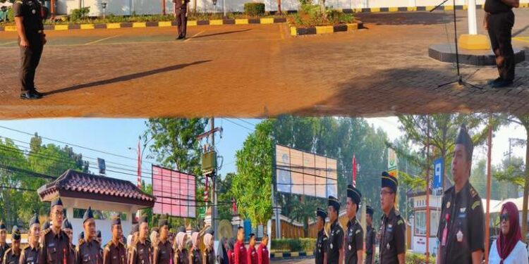 APEL PAGI RUTIN YANG DIIKUTI SELURUH PEGAWAI, PRAMUBHAKTI DAN SISWA MAGANG