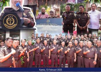 PERESMIAN GEDUNG BARU DAN PTSP DI KEJAKSAAN NEGERI PACITAN