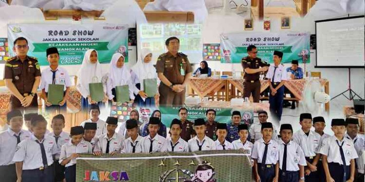 PENYULUHAN HUKUM JAKSA MASUK SEKOLAH DI SMPS DARUL UMMAH BANGKALAN