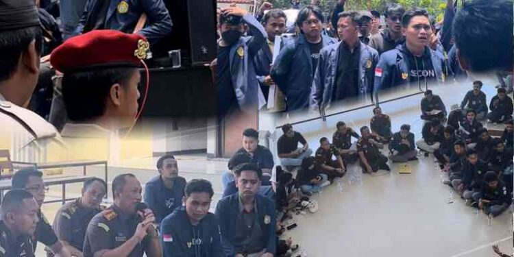 AKSI DAMAI MAHASISWA UTM DI KEJAKSAAN NEGERI BANGKALAN