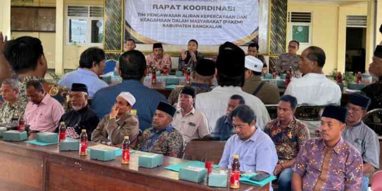 RAPAT TIM KOORDINASI PENGAWASAN ALIRAN KEPERCAYAAN DAN KEAGAMAAN DALAM MASYARAKAT (PAKEM) DI KABUPATEN BANGKALAN