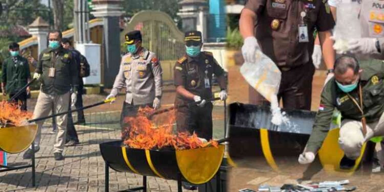 PEMUSNAHAN BARANG BUKTI YANG TELAH MEMPUNYAI KEKUATAN HUKUM TETAP OLEH KEJAKSAAN NEGERI BANGKALAN