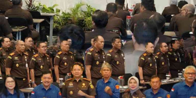 KEGIATAN OPTIMALISASI PENYELESAIAN TUNGGAKAN UANG PENGGANTI DAN VALIDASI UANG TITIPAN PERKARA TINDAK PIDANA KORUPSI SERTA TUNGGAKAN PEMBAYARAN DENDA DALAM PERKARA PERPAJAKAN, KEPABEANAN DAN CUKAI