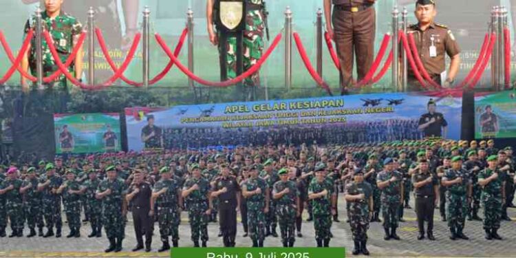 APEL GELAR KESIAPAN PENGAMANAN KEJAKSAAN TINGGI DAN KEJAKSAAN NEGERI WILAYAH JAWA TIMUR