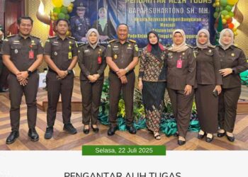PENGANTAR ALIH TUGAS KEPALA KEJAKSAAN NEGERI BANGKALAN BAPAK SUHARTONO, S.H., M.H.