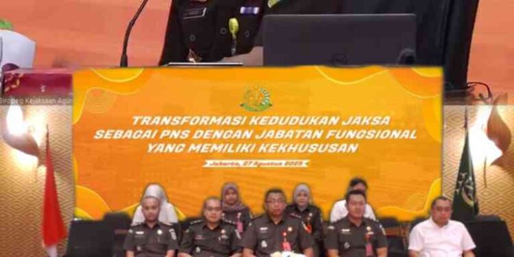 ZOOM MEETING TRANSFORMASI KEDUDUKAN JAKSA SEBAGAI PNS DENGAN JABATAN FUNGSIONAL YANG MEMILIKI KEKHUSUSAN