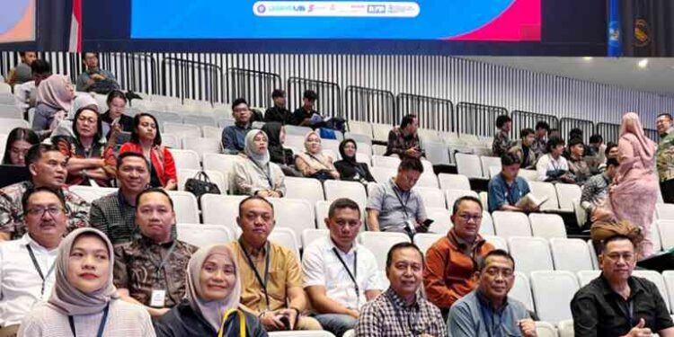 SEMINAR NASIONAL DENGAN TEMA MEMBANGUN SISTEM PERADILAN PIDANA YANG MODERN DAN BERKEADILAN