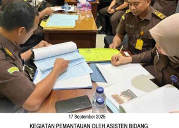 KEGIATAN PEMANTAUAN OLEH ASISTEN BIDANG PENGAWASAN KEJAKSAAN TINGGI JAWA TIMUR TERHADAP SATUAN KERJA KEJAKSAAN NEGERI BANGKALAN DAN SATUAN KERJA KEJAKSAAN NEGERI SAMPANG