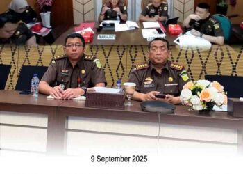 PENGARAHAN OLEH WAKIL KEPALA KEJAKSAAN TINGGI JAWA TIMUR DALAM RANGKA PENAGANAN DEMONSTRASI / UNJUK RASA
