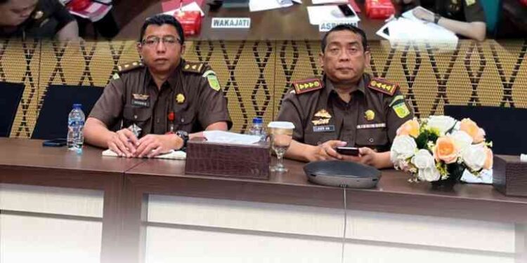 PENGARAHAN OLEH WAKIL KEPALA KEJAKSAAN TINGGI JAWA TIMUR DALAM RANGKA PENAGANAN DEMONSTRASI / UNJUK RASA