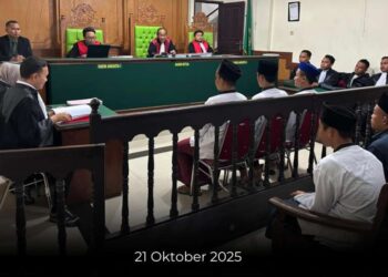 SIDANG KELIMA TERHADAP 3 (TIGA) ORANG TERDAKWA DENGAN INISIAL ‘SR’, ‘AY’ DAN ‘MI’ PADA PERKARA DUGAAN TINDAK PIDANA DI BIDANG CUKAI DENGAN AGENDA PEMBACAAN SURAT TUNTUTAN