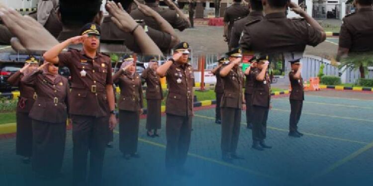 UPACARA PERINGATAN HARI PAHLAWAN NASIONAL TAHUN 2025 DI KEJAKSAAN NEGERI BANGKALAN