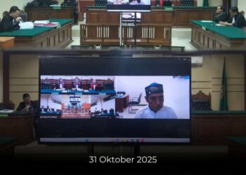 SIDANG KETIGABELAS PERKARA DUGAAN TINDAK PIDANA KORUPSI PENGADAAN TANAH UNTUK KEPENTINGAN UMUM PEMBANGUNAN KAWASAN KAKI JEMBATAN SURAMADU SISI MADURA (REST AREA/PARKIR UMUM) DI DESA SUKOLILO BARAT, KECAMATAN LABANG, KABUPATEN BANGKALAN OLEH BADAN PENGEMBANGAN WILAYAH SURAMADU (BPWS) TAHUN 2015 S.D 2017 DENGAN AGENDA PEMBACAAN SURAT TUNTUTAN