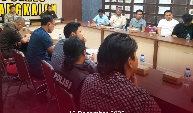 ZOOM MEETING PELAKSANAAN MOU DAN SOSIALISASI KUHP BARU DAN KUHAP BARU DALAM RANGKA PENGUATAN PEMAHAMAN TERHADAP KUHP BARU DAN PENGENALAN TERHADAP KUHAP BARU ANTARA POLRI BERSAMA KEJAKSAAN RI