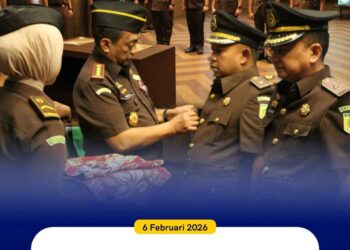 UPACARA PELANTIKAN, PENGAMBILAN SUMPAH DAN SERAH TERIMA JABATAN ESELON IV DI KEJAKSAAN NEGERI BANGKALAN