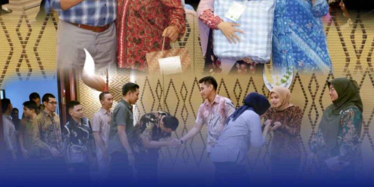 PISAH SAMBUT PEJABAT STRUKTURAL ESELON IV DI LINGKUNGAN KEJAKSAAN NEGERI BANGKALAN DAN PELEPASAN PURNA TUGAS PEGAWAI KEJAKSAAN NEGERI BANGKALAN