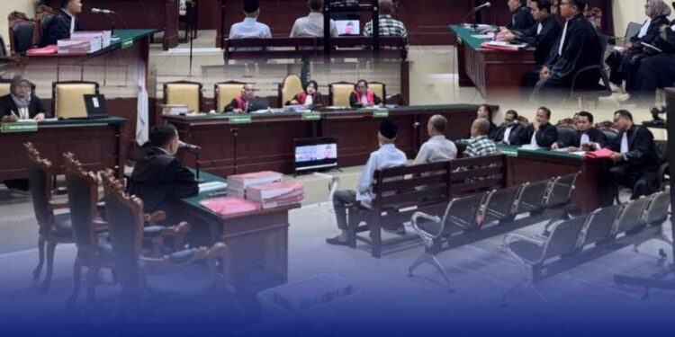 SIDANG KESATU PERKARA TINDAK PIDANA KORUPSI DI BUMD PD. SUMBER DAYA KABUPATEN BANGKALAN DALAM PENYERTAAN MODAL KEPADA PT. TONDUK MAJENG MADURA TAHUN 2020 DAN TAHUN 2021 DENGAN AGENDA PEMBACAAN SURAT DAKWAAN