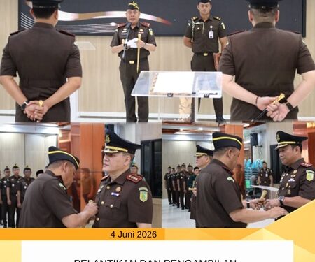 PELANTIKAN DAN PENGAMBILAN SUMPAH JABATAN PEJABAT ESELON KEJAKSAAN TINGGI JAWA TIMUR