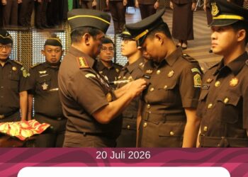 UPACARA PELANTIKAN DAN PENGAMBILAN SUMPAH JABATAN ESELON V DI KEJAKSAAN NEGERI BANGKALAN