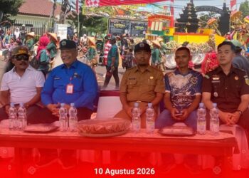 PEMBUKAAN LOMBA KARNAVAL SD/MI DALAM RANGKA HUT KE-81 RI