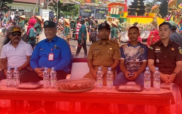 PEMBUKAAN LOMBA KARNAVAL SD/MI DALAM RANGKA HUT KE-81 RI